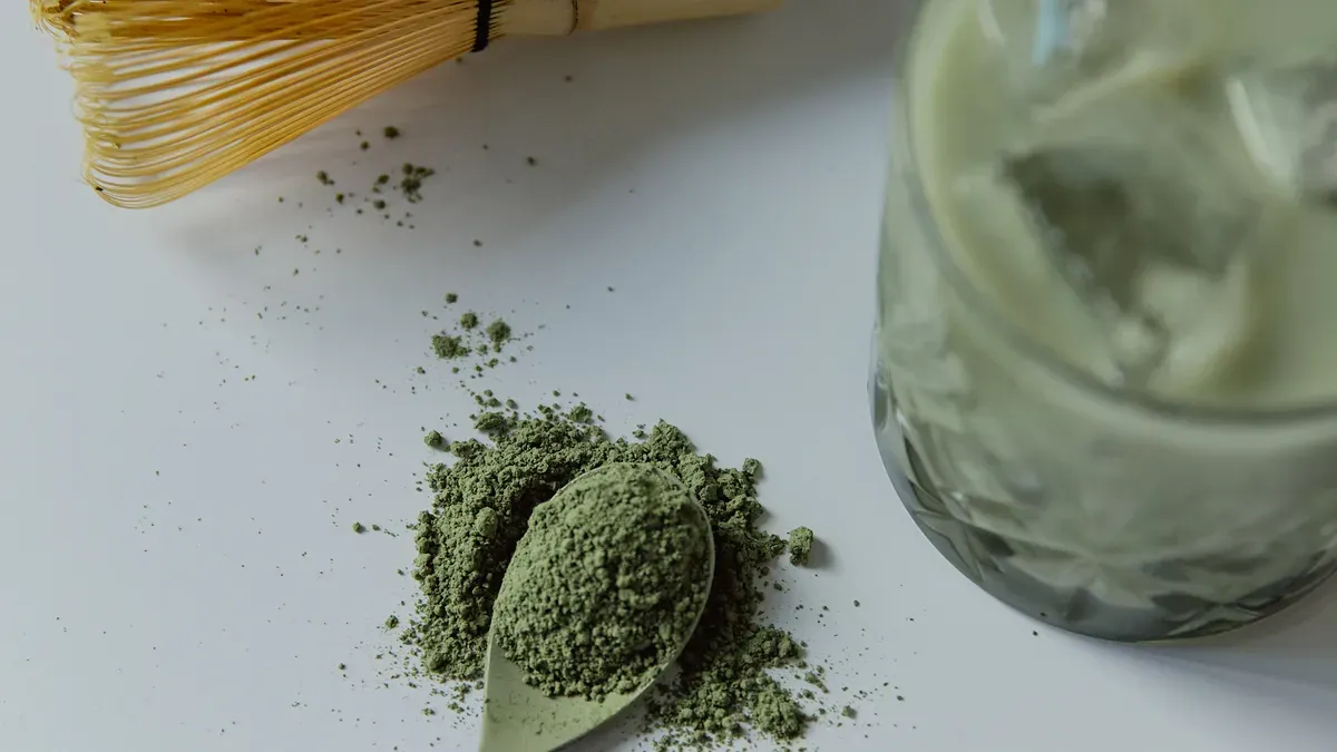 Signs Green Powders Expire
